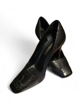 Louis Vuitton Black Leather Women's Heels with Decorative Brogue